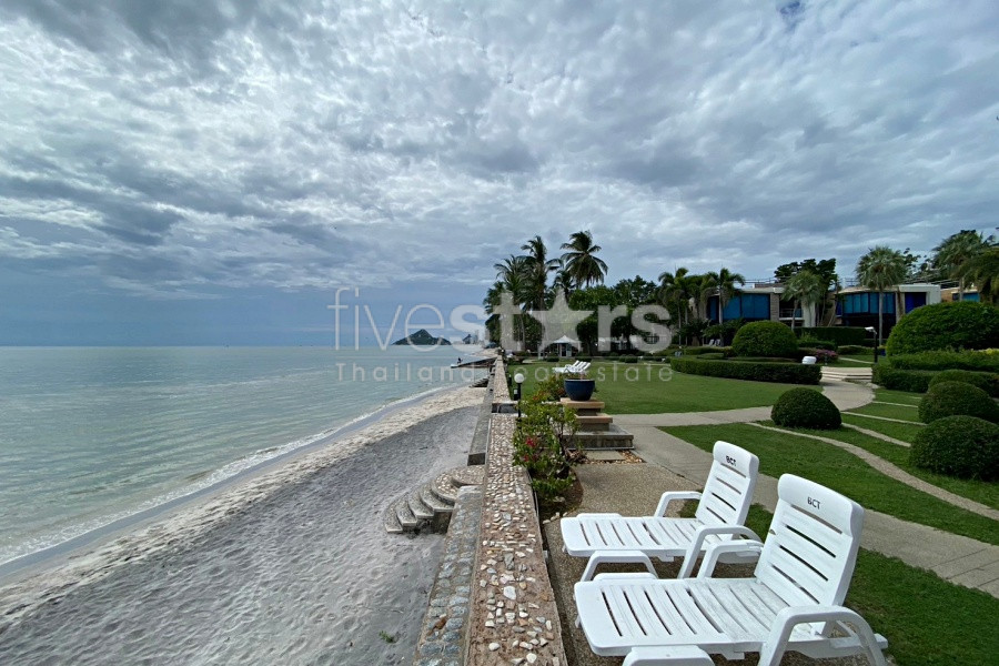 Ground Floor 2 Bedroom Beachfront Condo at Baan Chai Talay, photo 2