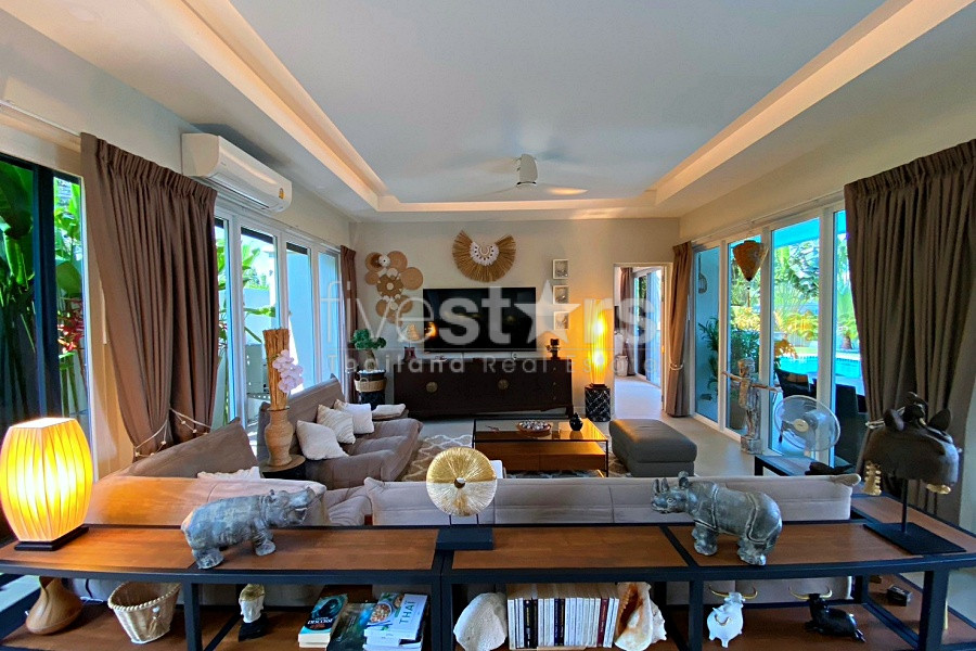 Modern 3 Bedroom Luxury Pool Villa For Sale in Huana Hua Hin, photo 15