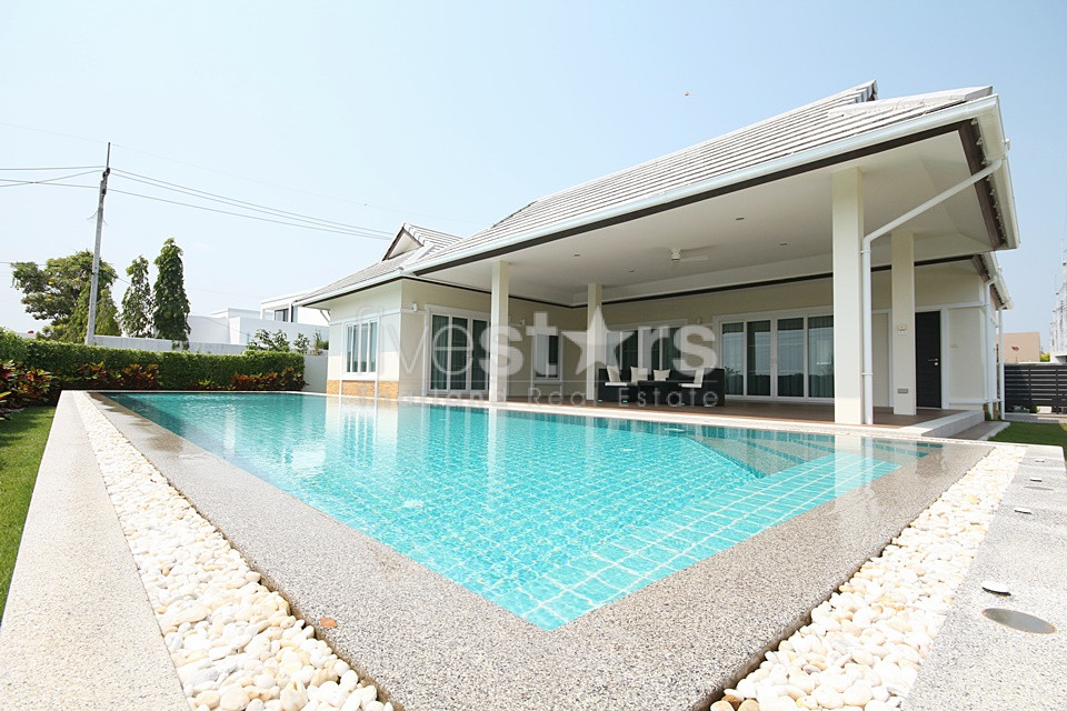 Emerald Valley : 3 Bedroom Luxury Pool Villas – New Development