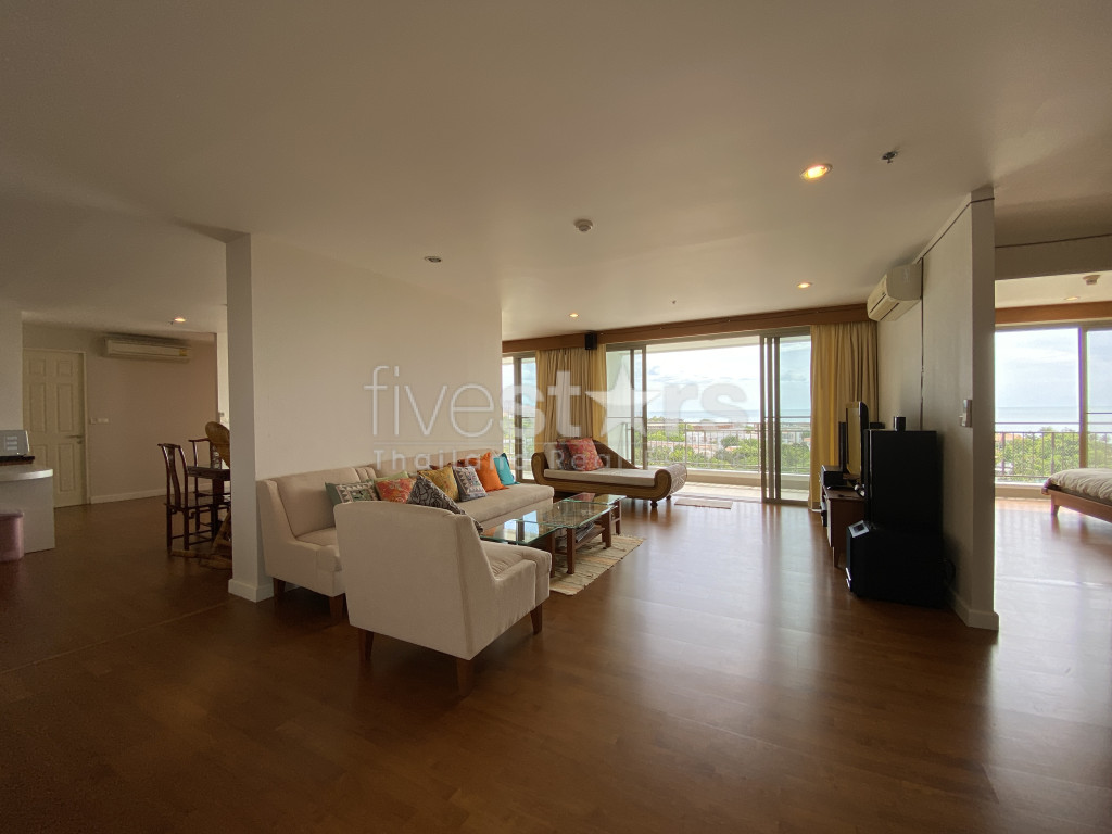 Boathouse : 4 Bedroom, Spacious Luxury Condo with Sea Views, photo 5