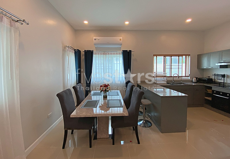 Modern 3-Bedroom Villa for Sale at Emerald Valley, photo 11