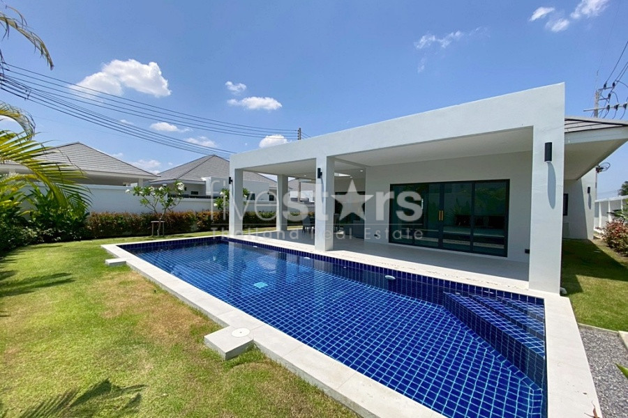 Modern 3-Bedroom Pool Villa with Solar Power for Sale in Hua Hin – Newly Completed in 2025, photo 2
