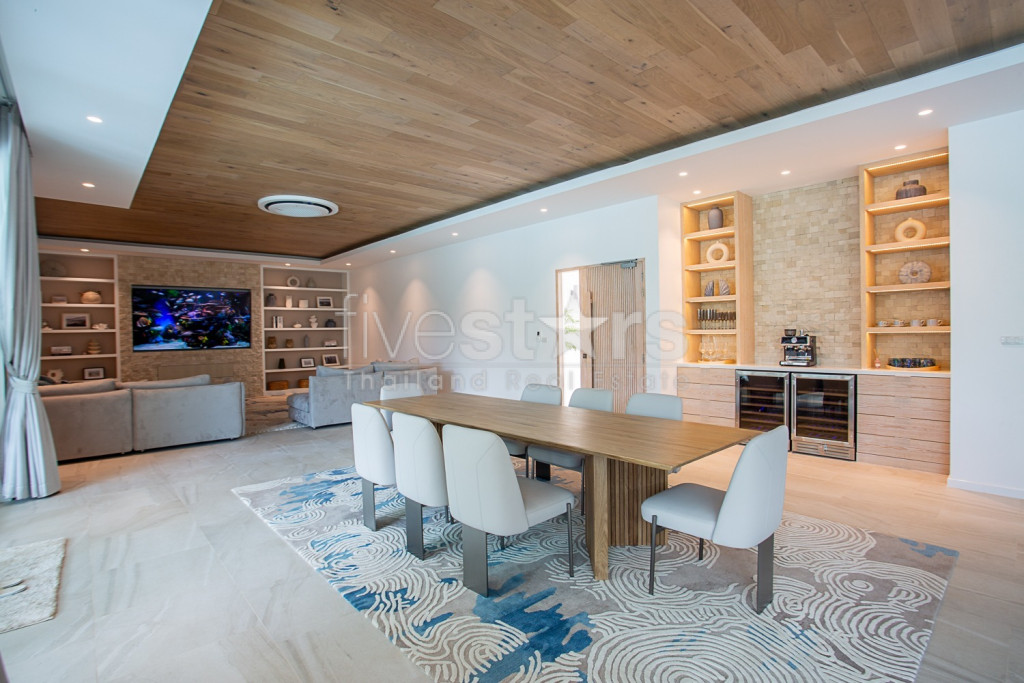 Luxurious 4-Bedroom Pool Villa for Sale on Palm Hills Golf Course, photo 14