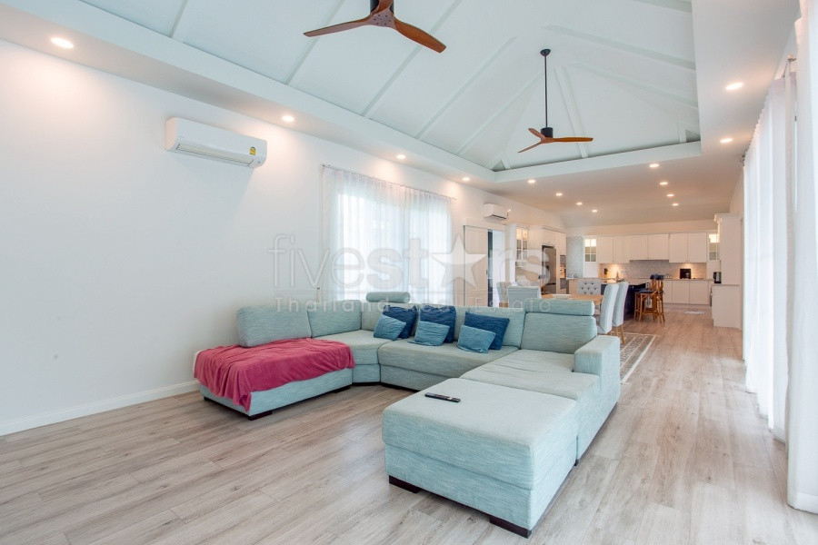Spacious 3-Bedroom Villa with Premium Outdoor Living – Full Freehold | Soi 112, Hua Hin, photo 9