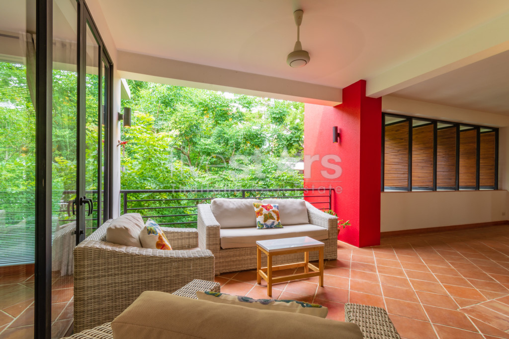 Beautiful 2 Bedroom Condo Near The Beach, photo 11