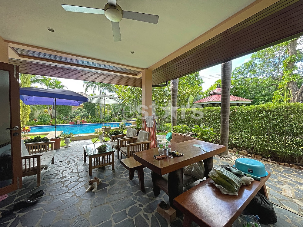 Large 4 Bed Pool Villa For Sale Coconut Garden Hinlekfai, photo 13