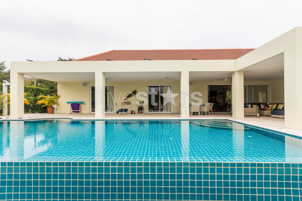 Baan Ing Phu Luxury Pool Villa with Mountain View For Sale, photo 2