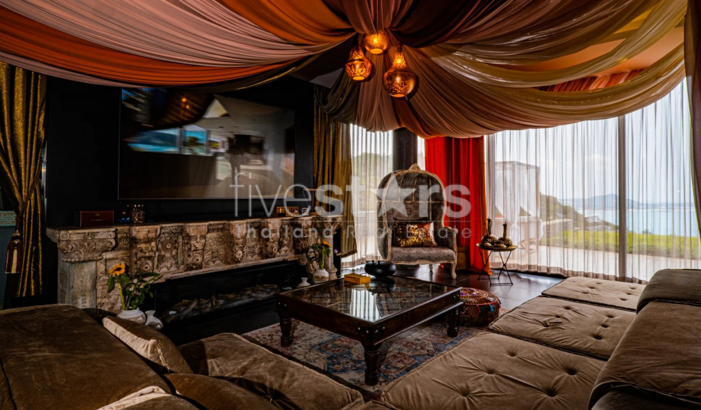 SPECTACULAR PIECE OF LUXURY DOMINATING THE HILL AND THE OCEAN, photo 6