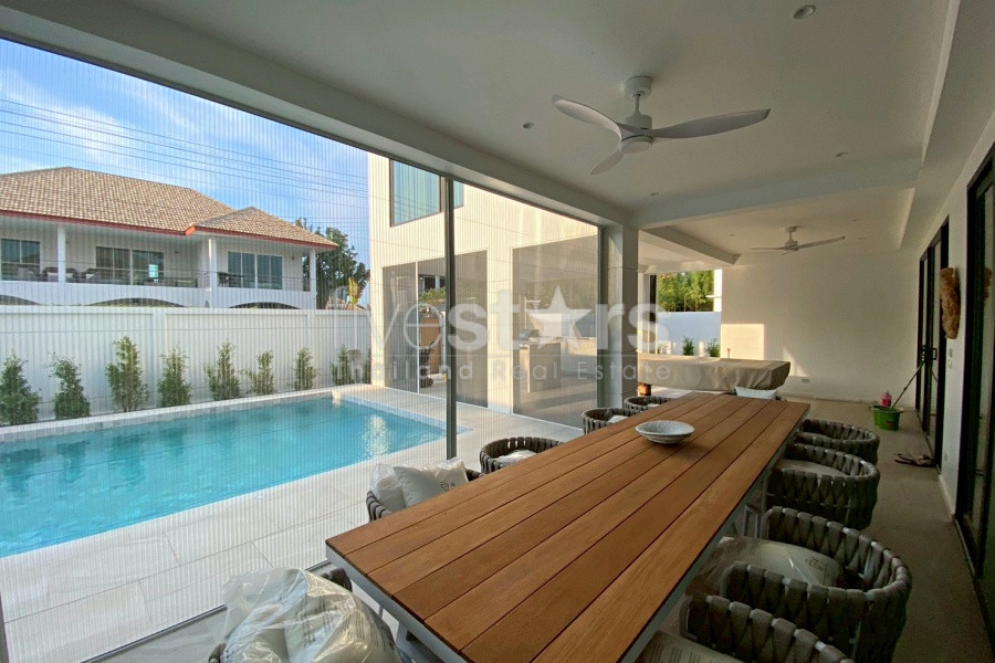 Elegant 4-Bedroom Villa with Solar Power & Private Gym – Hua Hin Luxury Living, photo 13