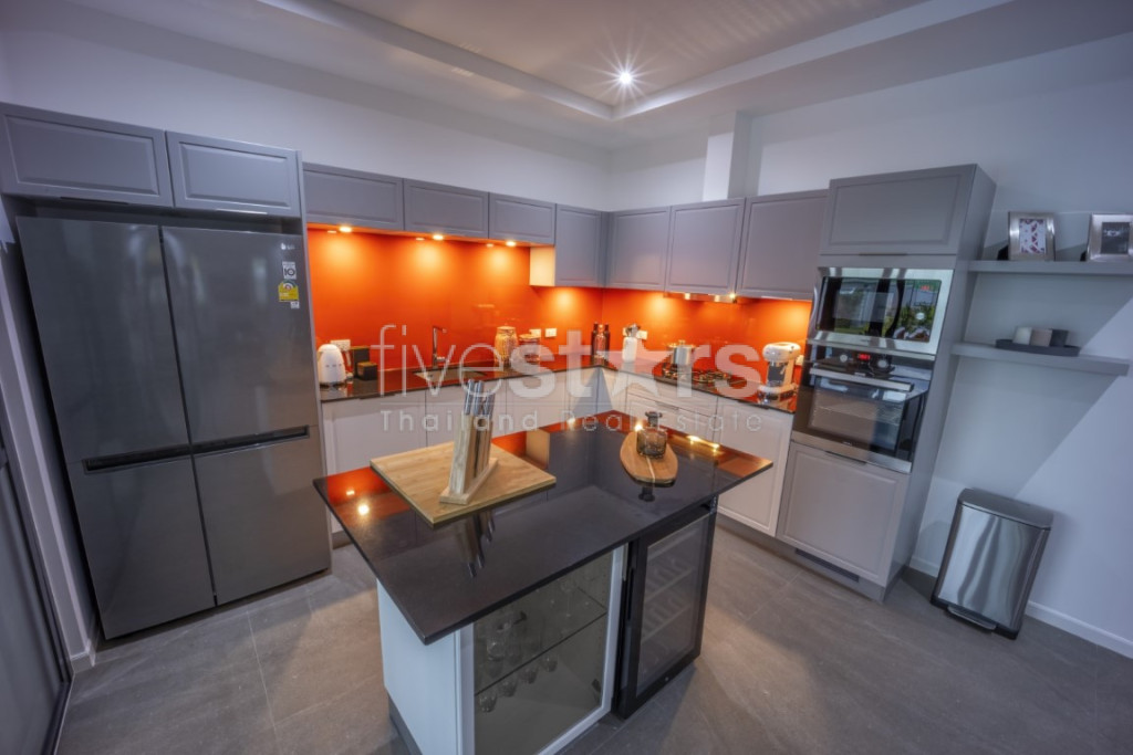 BelVida Estates : 5 Bedroom, Super Luxurious and Exclusive Pool Villa