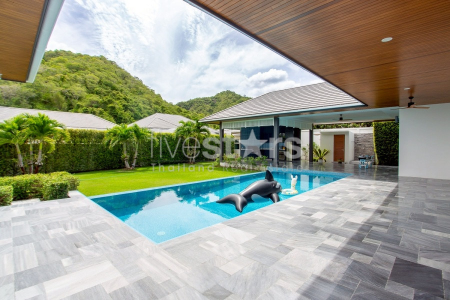 Spacious 3-Bedroom Villa with Premium Outdoor Living – Full Freehold | Soi 112, Hua Hin, photo 2