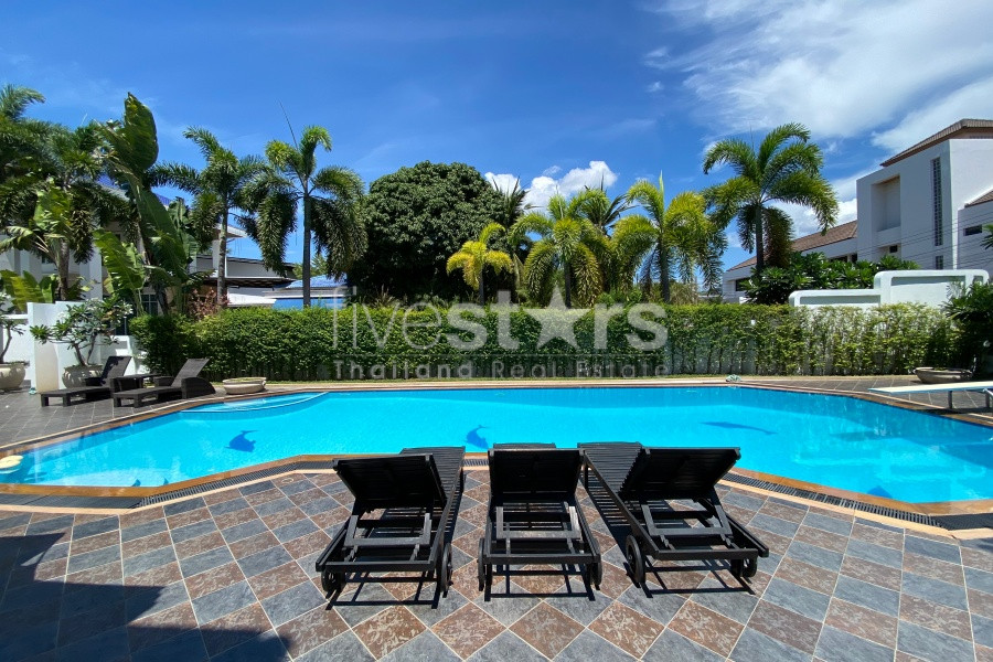 Luxury 6-Bedroom Pool Villa in Hua Hin City Center – Walk to Market Village & the Beach, photo 4