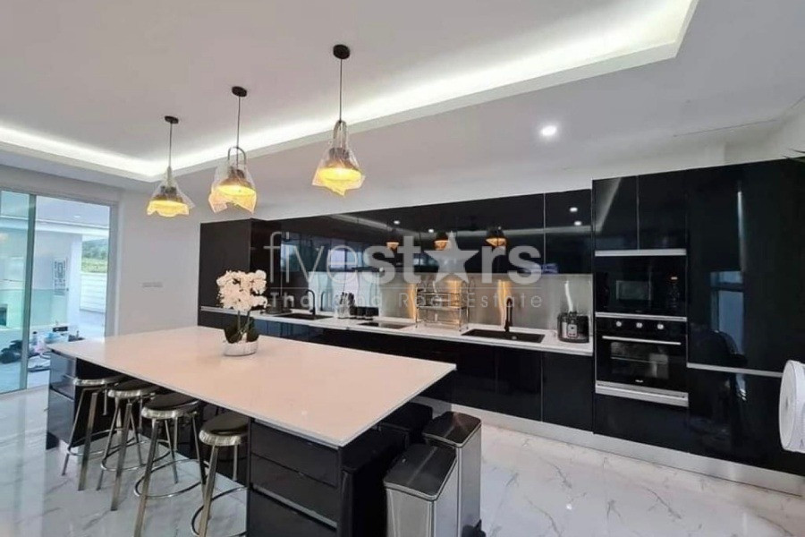 Black Mountain : Luxury 4 Bedroom Pool Villa, photo 7