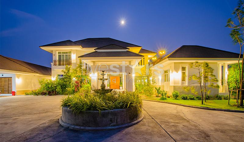 Large Pool Villa For Sale at Baan Silasa in Hua Hin, photo 3