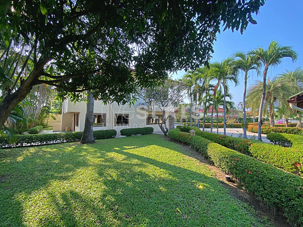City Center 4 Bed Pool Villa on 1 Rai Land For Sale Hua Hin, photo 7