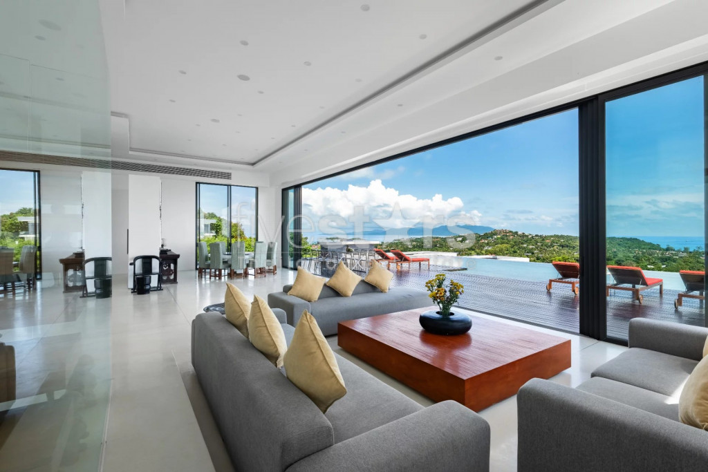 SEA-VIEW VILLA IN UPSCALE NEIGHBORHOOD, photo 15