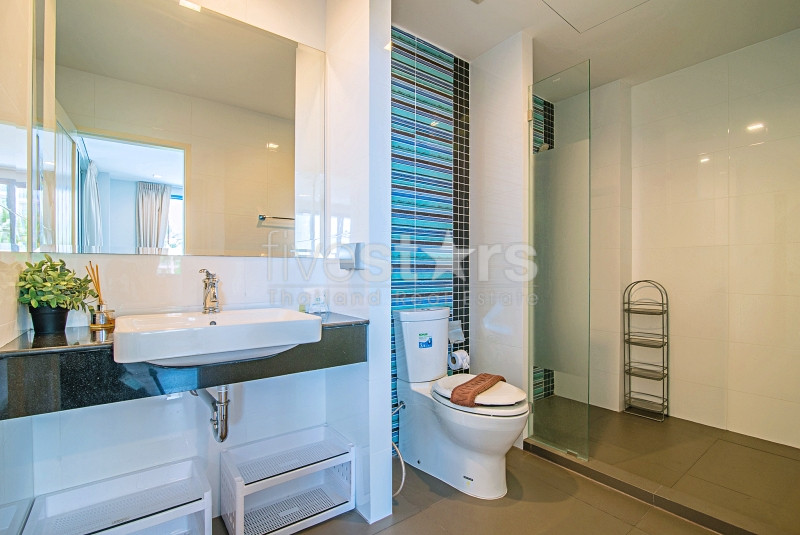 Beachfront Listing: 2-Bedroom Partial Seaview Condo at The Crest Santora Hua Hin, photo 10