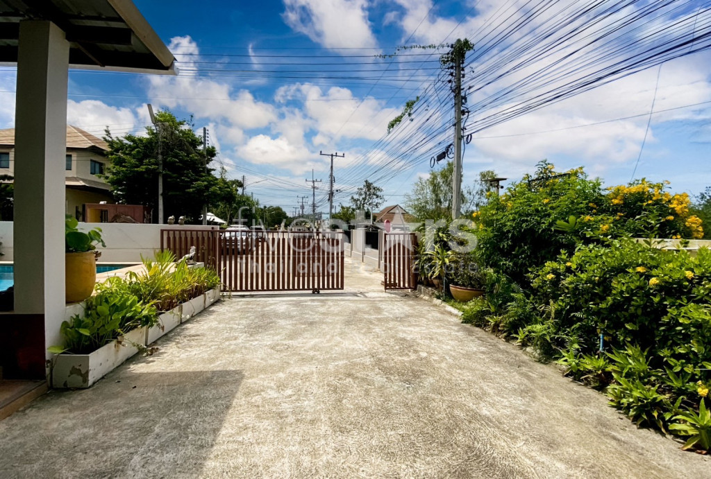 Hua Hin Hill Village 2 : 3 Bed Pool Villa On Soi 102, photo 7