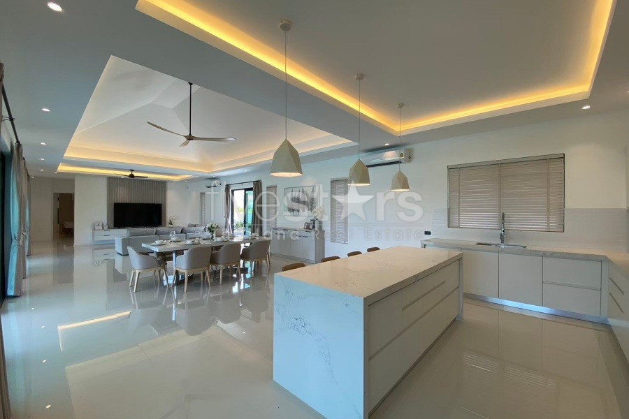 Modern 4 Bed Pool Villa on Private Project For Sale with 2.1 Rai, photo 12