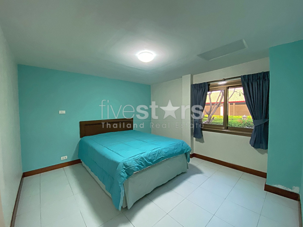 City Center 4 Bed Pool Villa on 1 Rai Land For Sale Hua Hin, photo 14