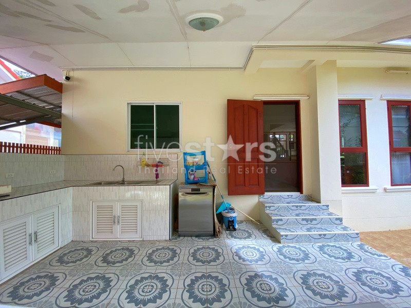 3 Bed 3 Bath 2 Story Garden Villa For Sale at Tropical Sea View Khao Kalok, photo 15