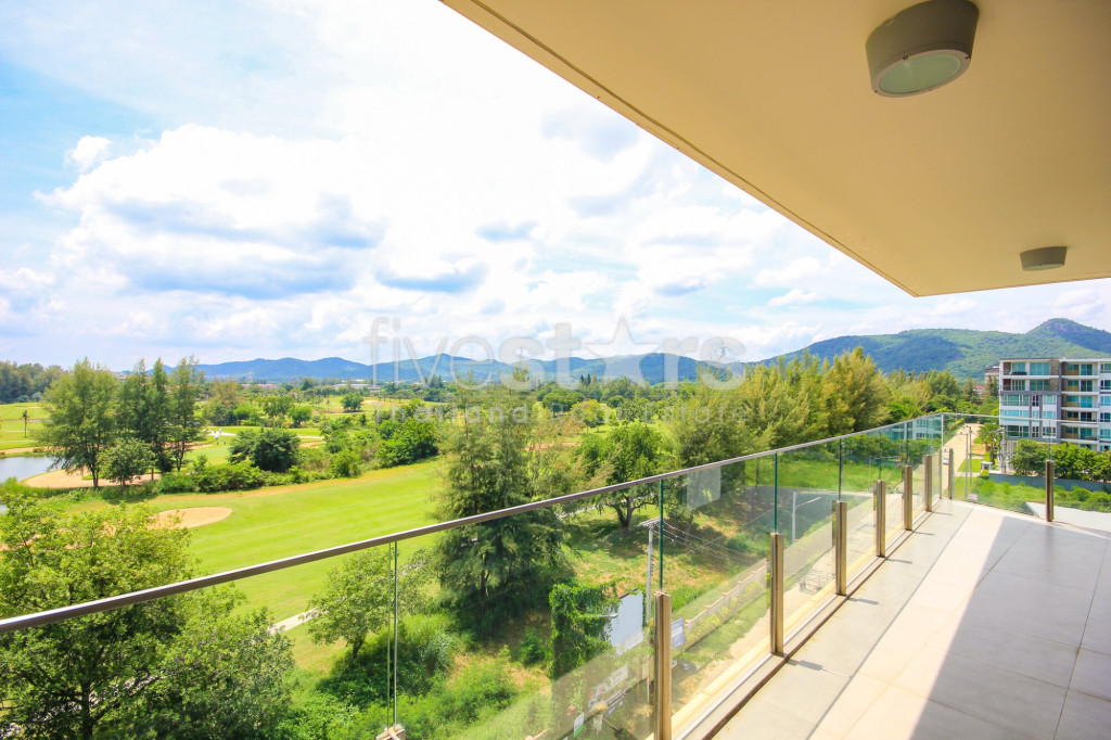 The Sanctuary: 2 Bedroom Condo With Stunning Views, photo 2