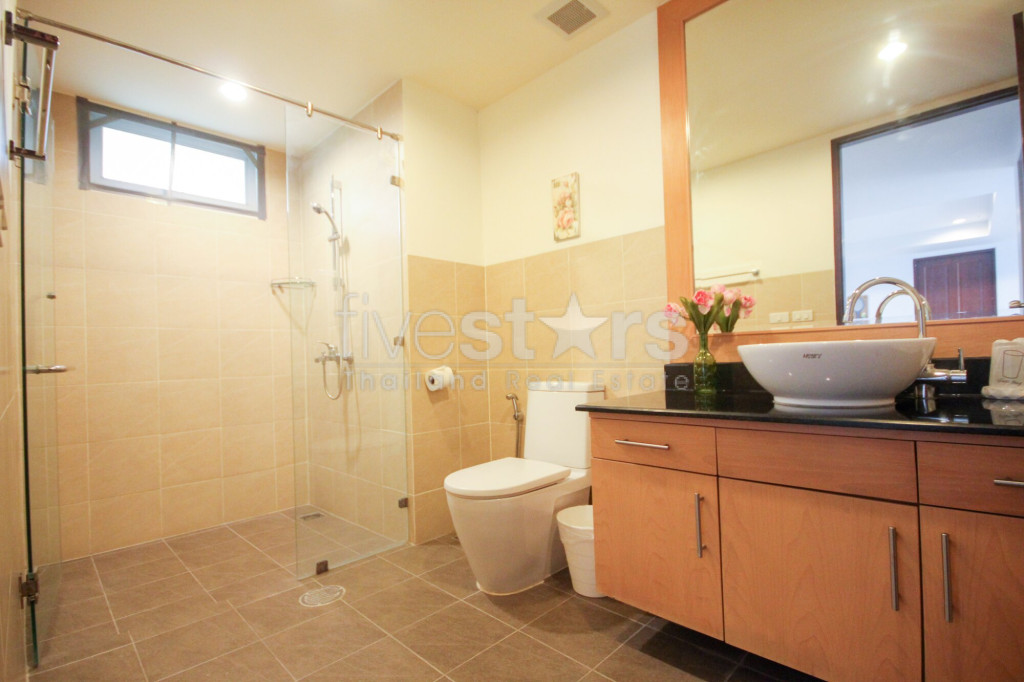 Searidge: Absolutely Stunning 2 Bedroom Condo For Sale, photo 11
