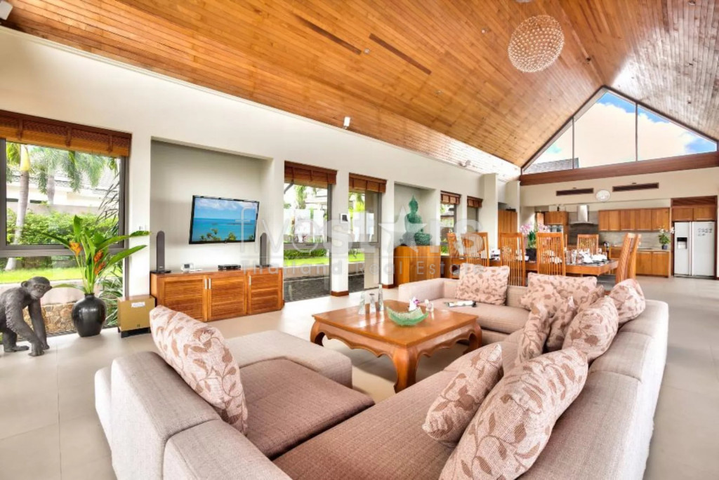 SPECTACULAR HILLS VILLA WITH BAIE VIEW, photo 12