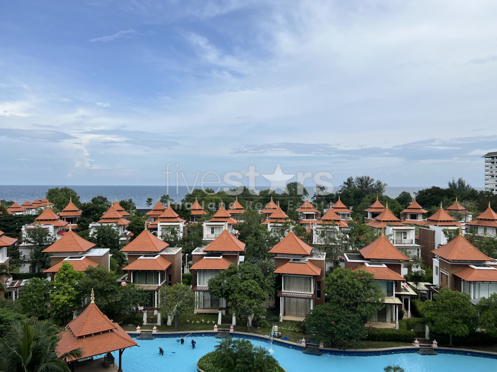 Luxury 3 Bedroom Condo With Stunning Sea Views, photo 4