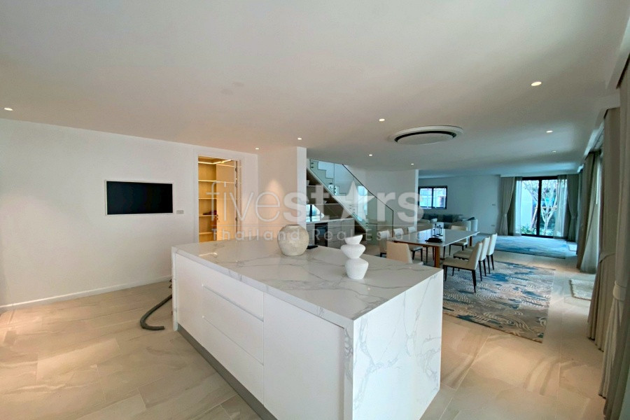 Elegant 4-Bedroom Villa with Solar Power & Private Gym – Hua Hin Luxury Living, photo 12
