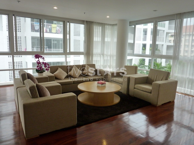 appartement spacieux avec 3 chambres quartier Ekamai