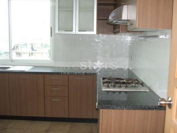 à Bangkok, joli 3 chambres proche du BTS Tong Lor, photo 3