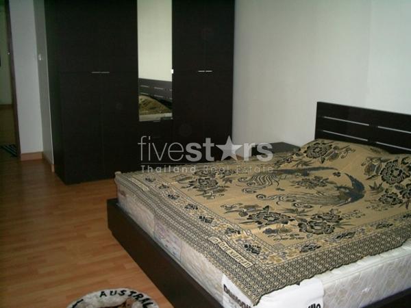 à Bangkok, grand appartement de 130m² avec vue dégagée., photo 3