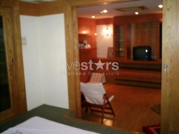 à Bangkok, bel appartement de 62 m² avec 1 chambre quartier Sathorn