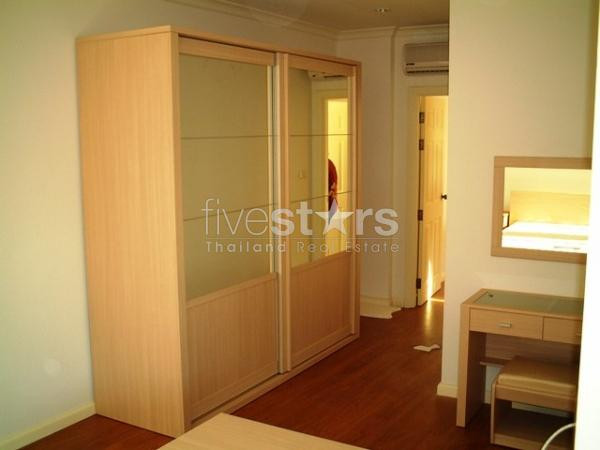 à Bangkok,  bel appartement avec 2 chambres quartier Asoke, photo 2