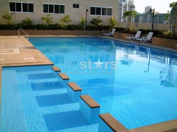 à Bangkok,  bel appartement avec 2 chambres quartier Asoke, photo 3