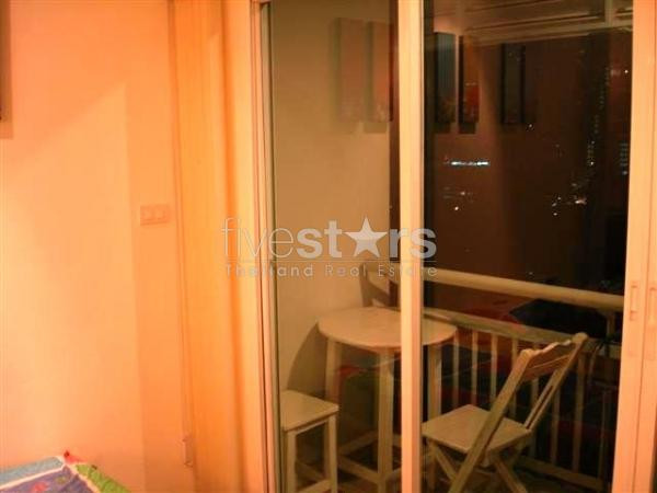à Bangkok, quartier Asoke, joli studio de 35 m²., photo 2