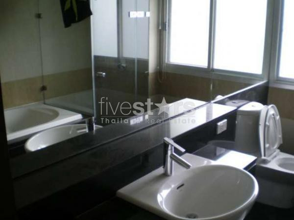 à Bangkok, villa neuve avec pisicne privée proche de Tong Lor, photo 3