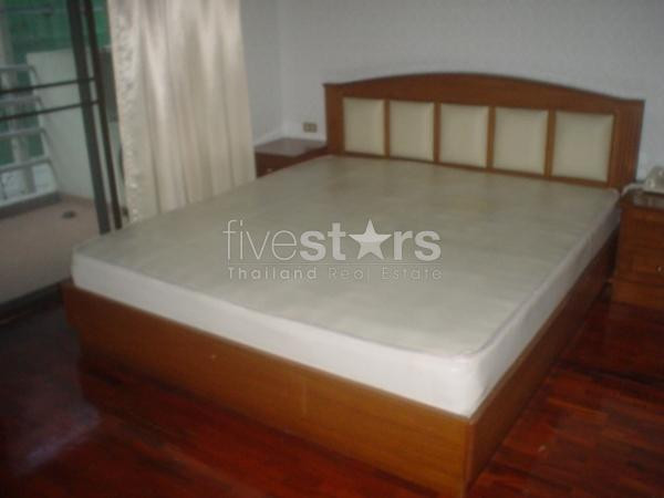 à Bangkok, grand appartement de 155 m² avec 3 chambres, photo 2