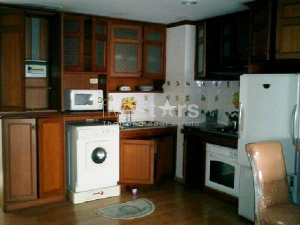 à Bangkok, bel appartement de 64 m² avec 1 chambre, photo 2