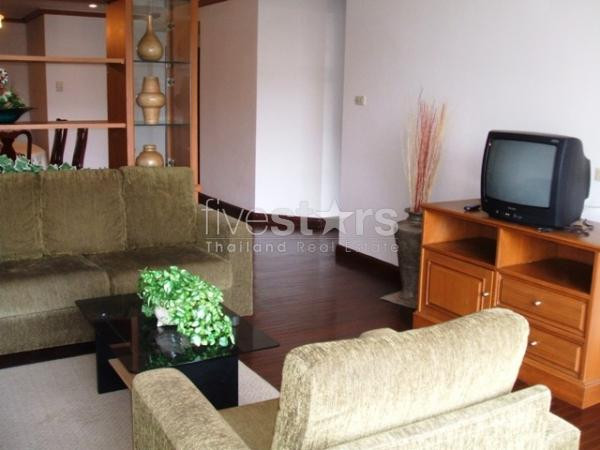 à Bangkok, grand appartement avec 2 chambres quartier Nanglinchee, photo 2