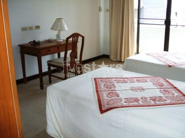 à Bangkok, grand appartement avec 2 chambres quartier Nanglinchee, photo 3