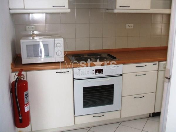 à Bangkok, joli duplex de 160 m² quartier Phahonyothin
