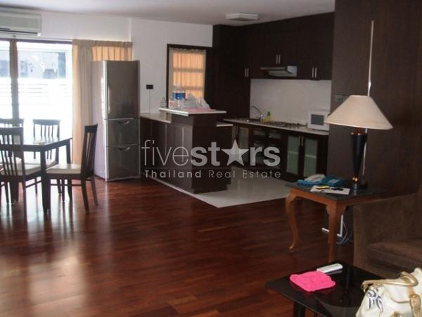 à Bangkok, grand appartement de 140 m² avec 3 chambres