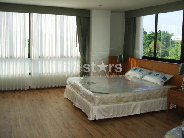 à Bangkok, appartement neuf à 10 minutes de la station BTS Phrom Pong, photo 2
