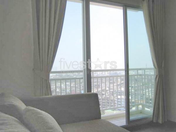 à Bangkok, joli 2 chambres au dernier étage avec vue dégagée proche du BTS Prakanong, photo 5