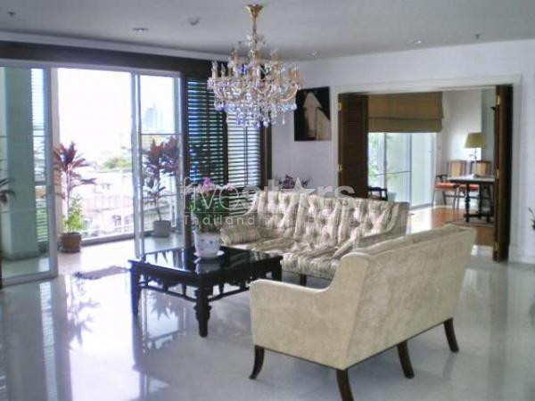 à Bangkok, superbe penthouse de 500 m² dans un immeuble neuf