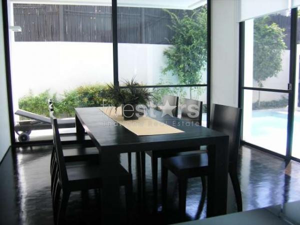 à Bangkok, jolie maison moderne avec piscine privée quartier Tong Lor, photo 2