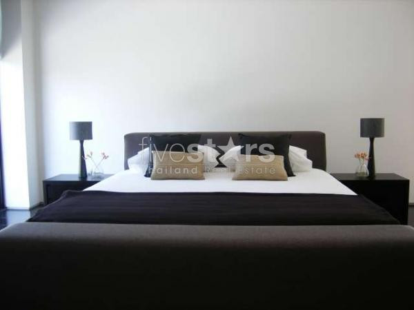 à Bangkok, jolie maison moderne avec piscine privée quartier Tong Lor, photo 3