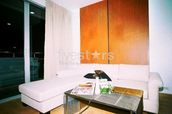 à Bangkok, Appartement avec 1 chambre proche BTS Sala Daeng, photo 2